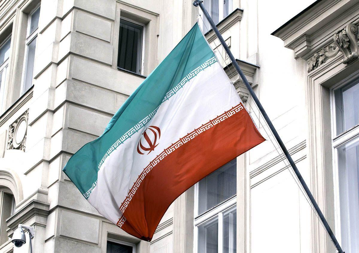Corporate Iran pins hopes on overseas financial charm offensive ...