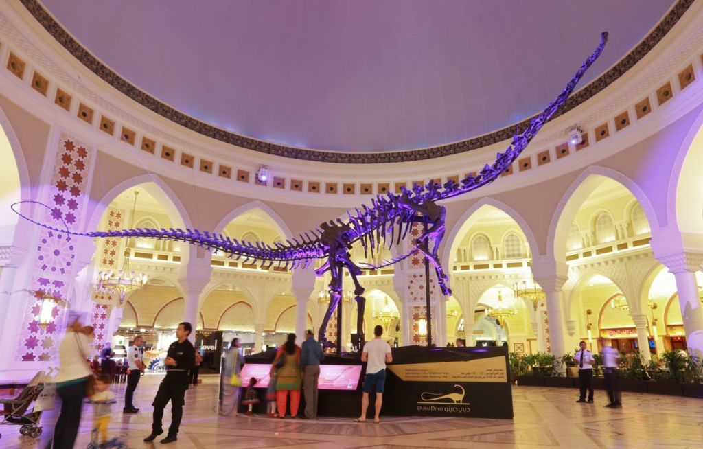 Dubai Mall Dinosaur Skeleton: A Prehistoric Wonder