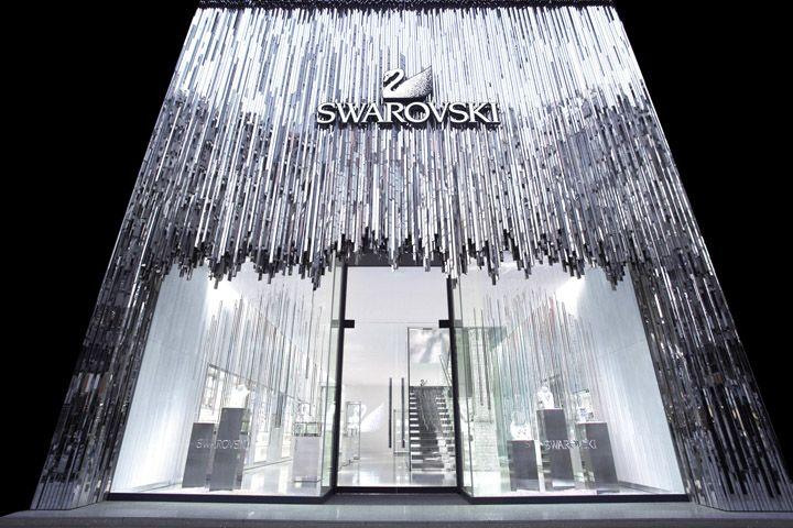 Departamento Encogerse de hombros Mal uso Crystal giant Swarovski launches 'Sparkle Towers' Dubai project - Arabian  Business