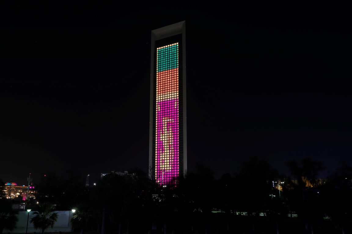 Abu Dhabi landmarks lit up in tribute after Sri Lanka terror attacks ...