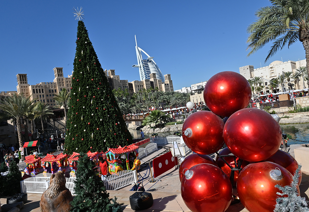 Best Christmas Decorations 2020 | Festive Markets | Dubai | UAE | Christmas  Tree | Christmas Markets - YouTube