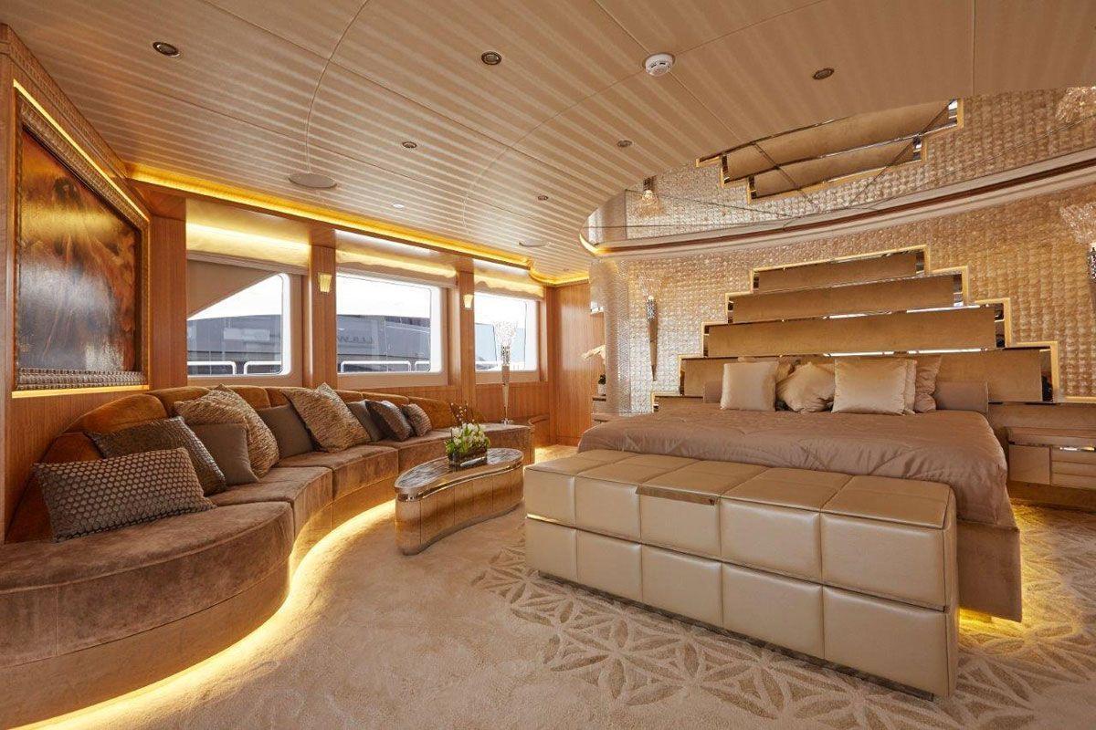 yacht dubai interiors