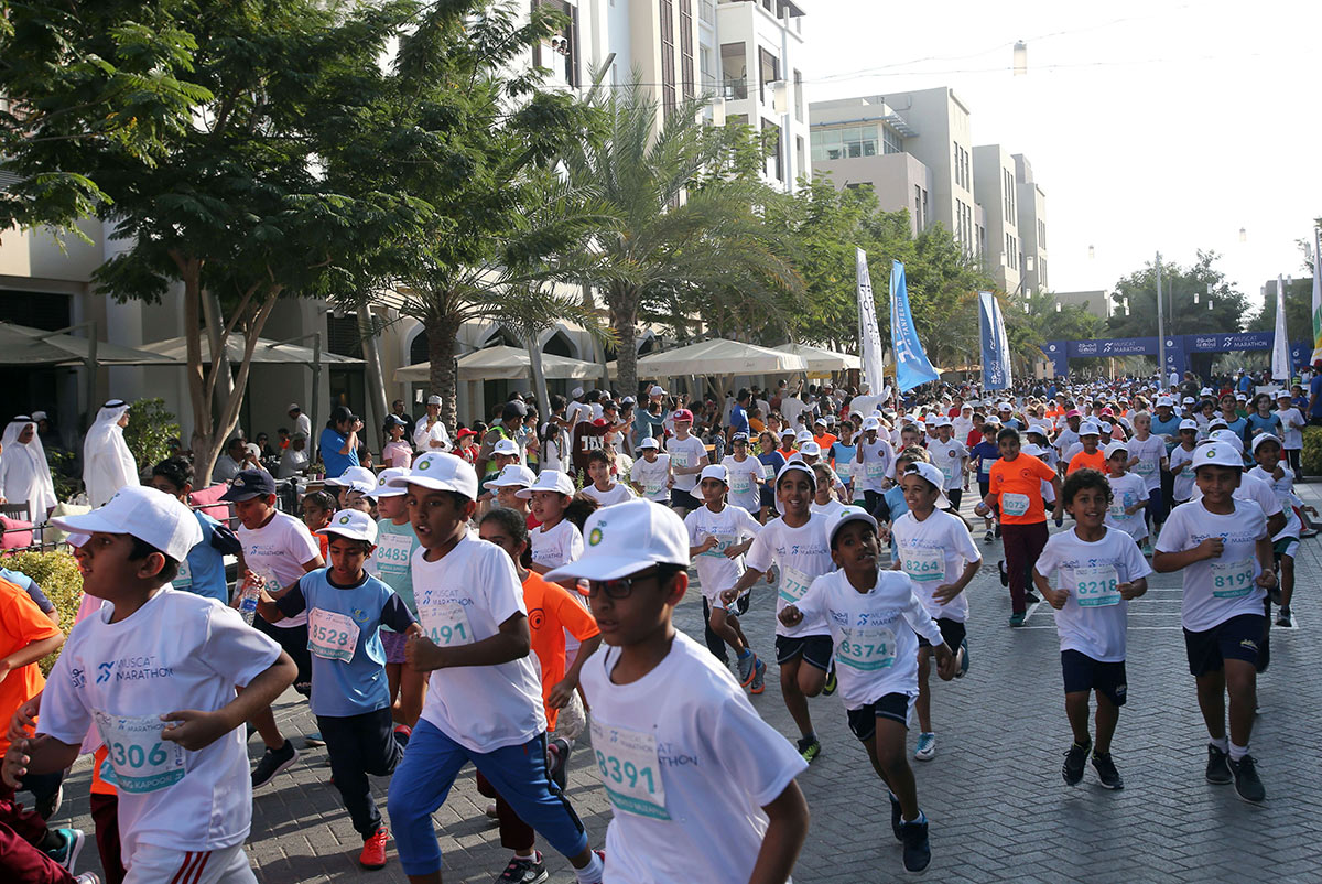 In pictures: Thousands take part in Al Mouj Muscat Marathon - Arabian ...