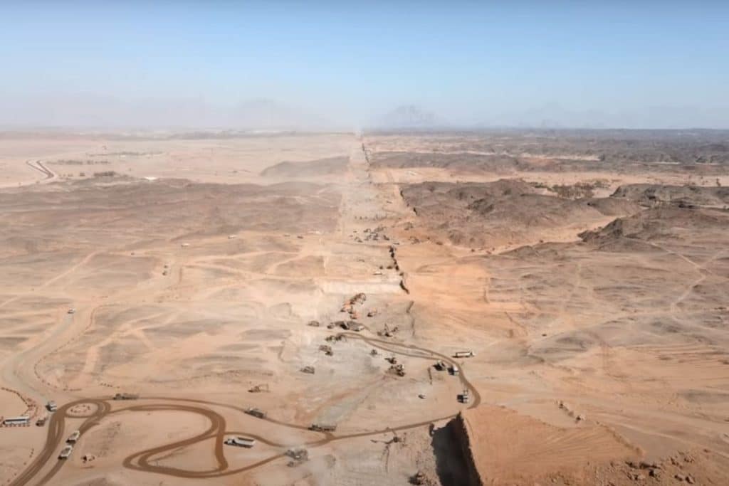 neom-saudi-arabia-the-line-drone-footage