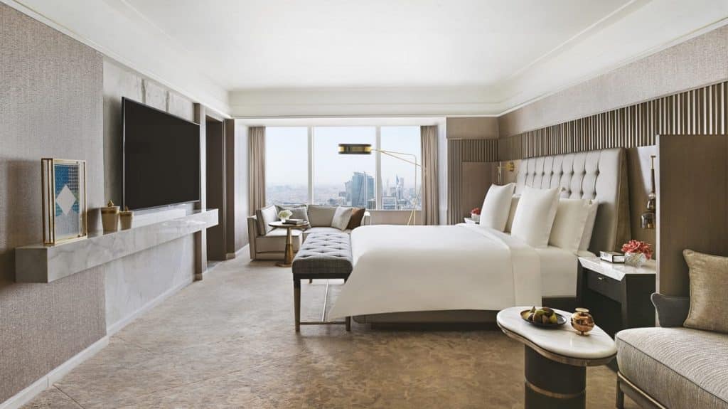 Four Seasons Hotels and Resorts | Luxury Hotels | Four Seasons | Four  Seasons One-Bedroom Suite