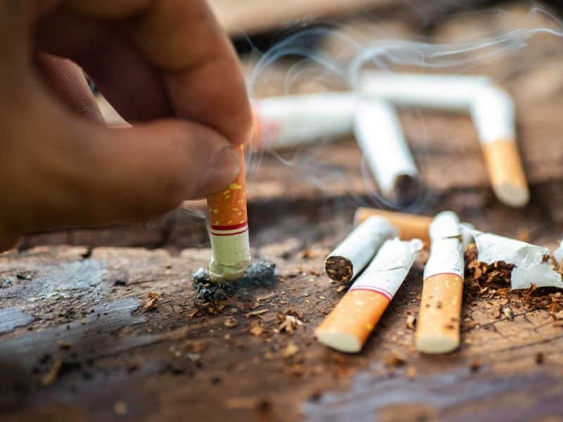 UAE and Saudi announce plans to help people quit smoking