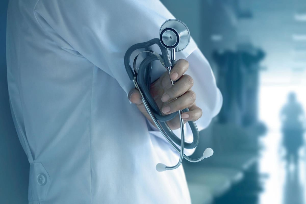 UAE passes new regulations for medical personnel
