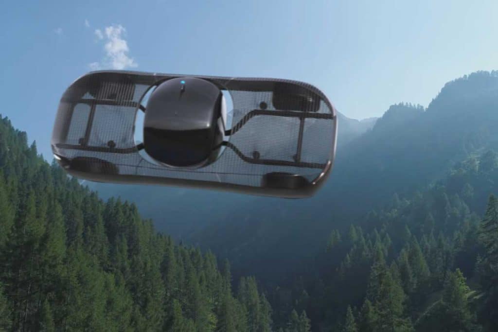 The driver and the cabin are stabilized by a unique gimbaled rotating cabin design