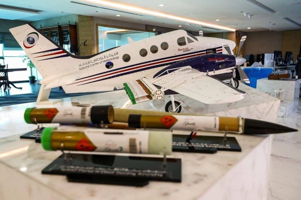 UAE-cloud-seeding-reuters-03