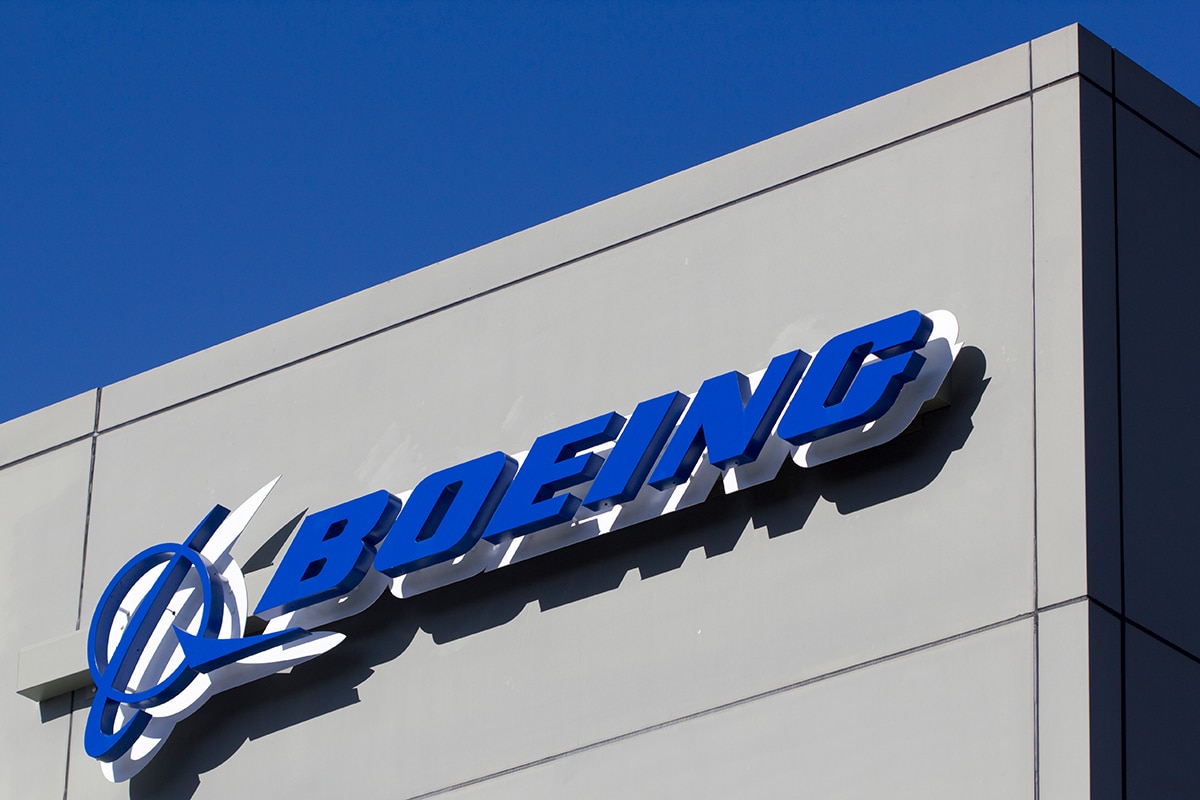 Boeing shares down 5 as CFO withdraws 2024 cash forecast, citing weak first half Arabian