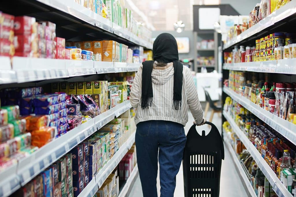 LuLu's IPO Spurs MENA Grocery, Retail Listings