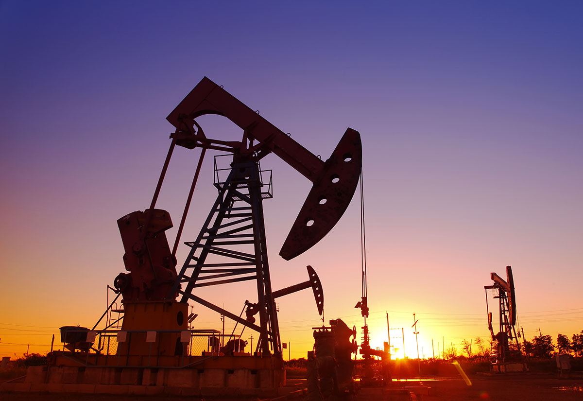 Oil rebounds after Saudi, UAE output cut