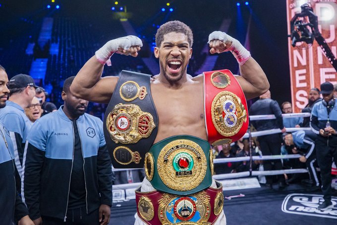 Anthony Joshua title defence pushed back to at least October