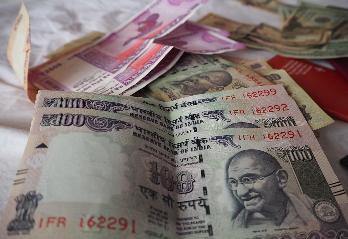 Indian rupee falls against the UAE dirham on slowdown ...