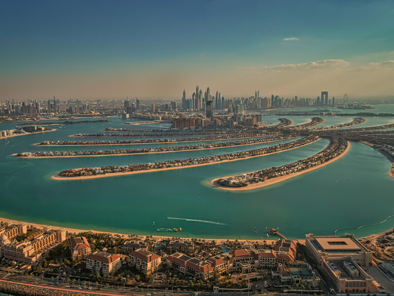 UAE luxury real estate market Dubai