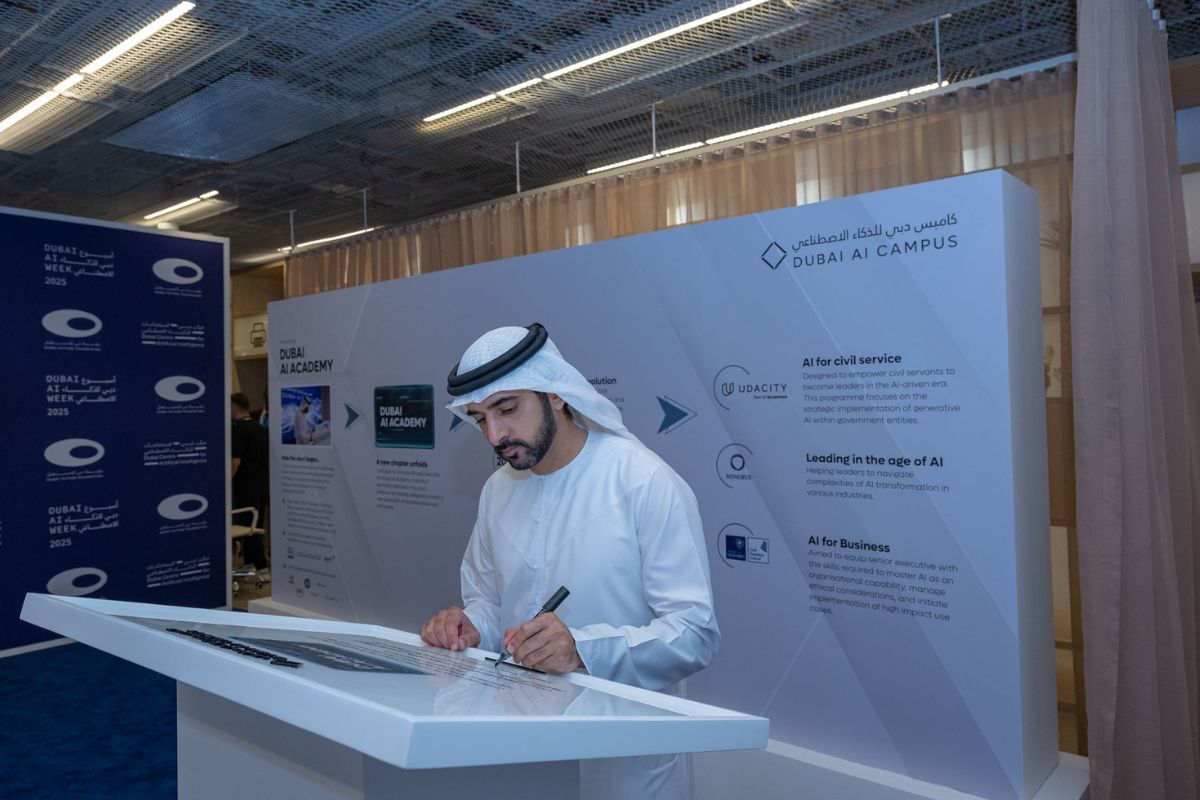 Dubai Crown Prince Sheikh Hamdan launches new AI academy