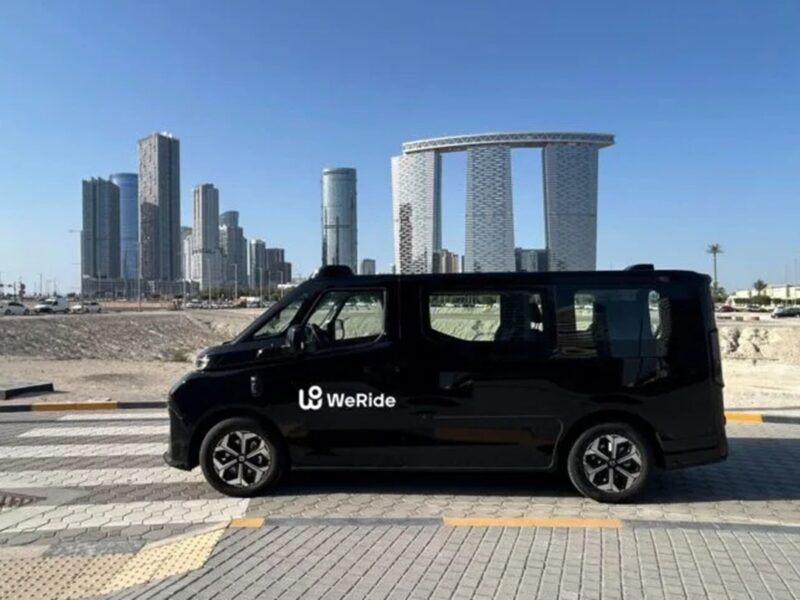 Abu Dhabi robotaxi weride
