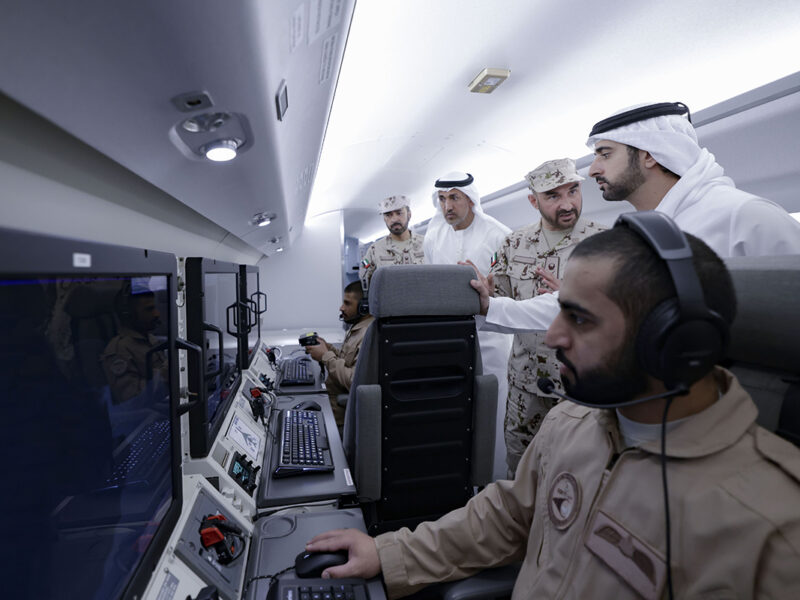 Dubai Crown Prince inspects military preparedness