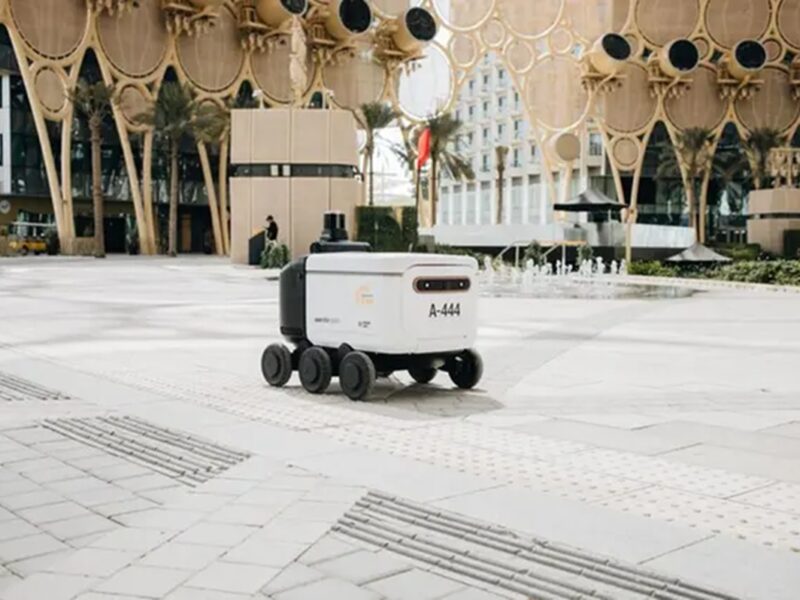 Yango Dubai expo city food robot
