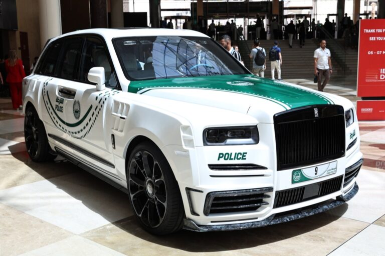dubai police rolls royce