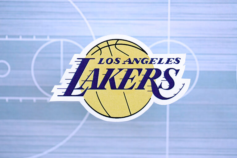 Mark Walter to Acquire LA Lakers