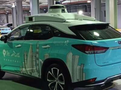 qatar self-driving robot taxi