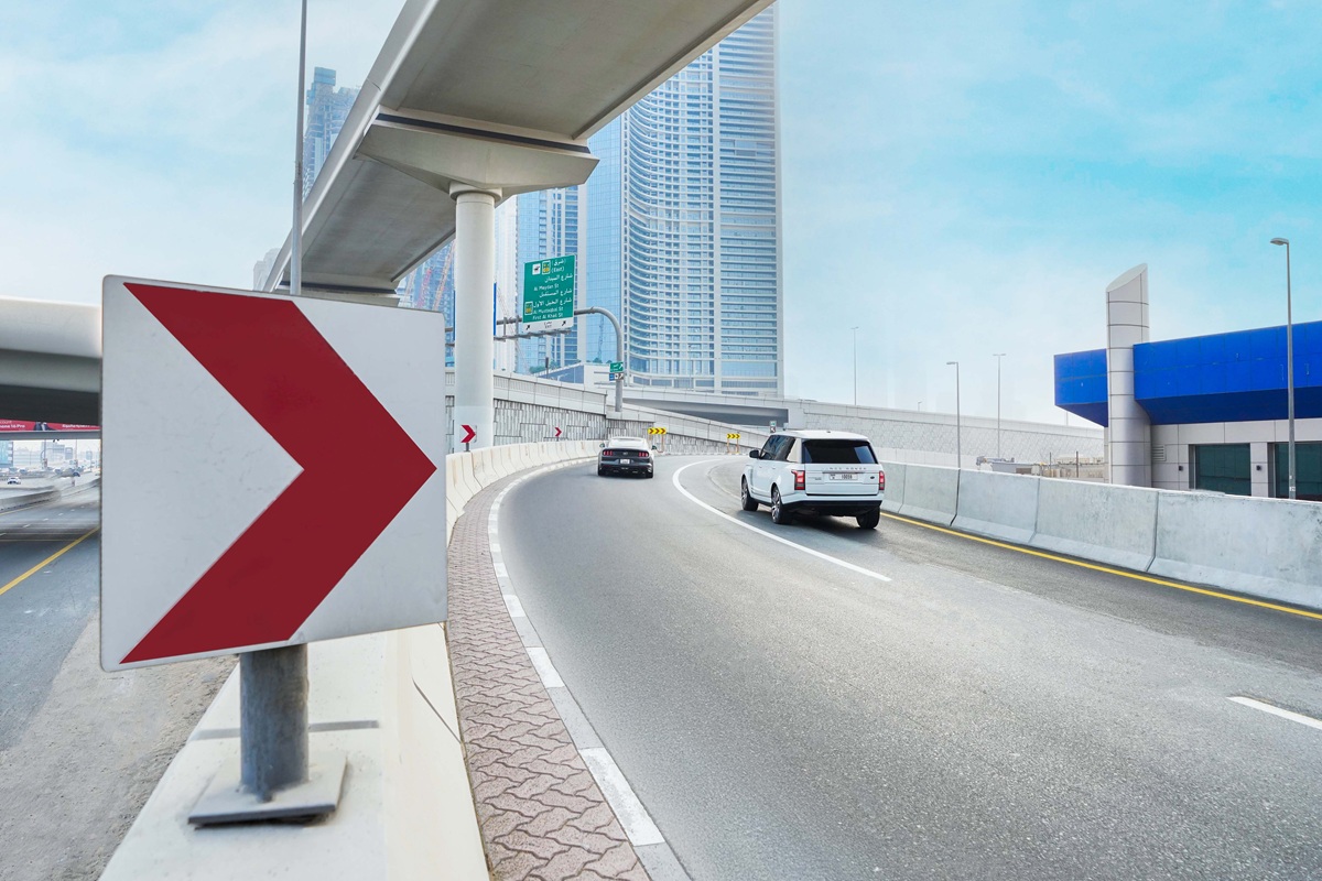 Dubai sheikh zayed road 2