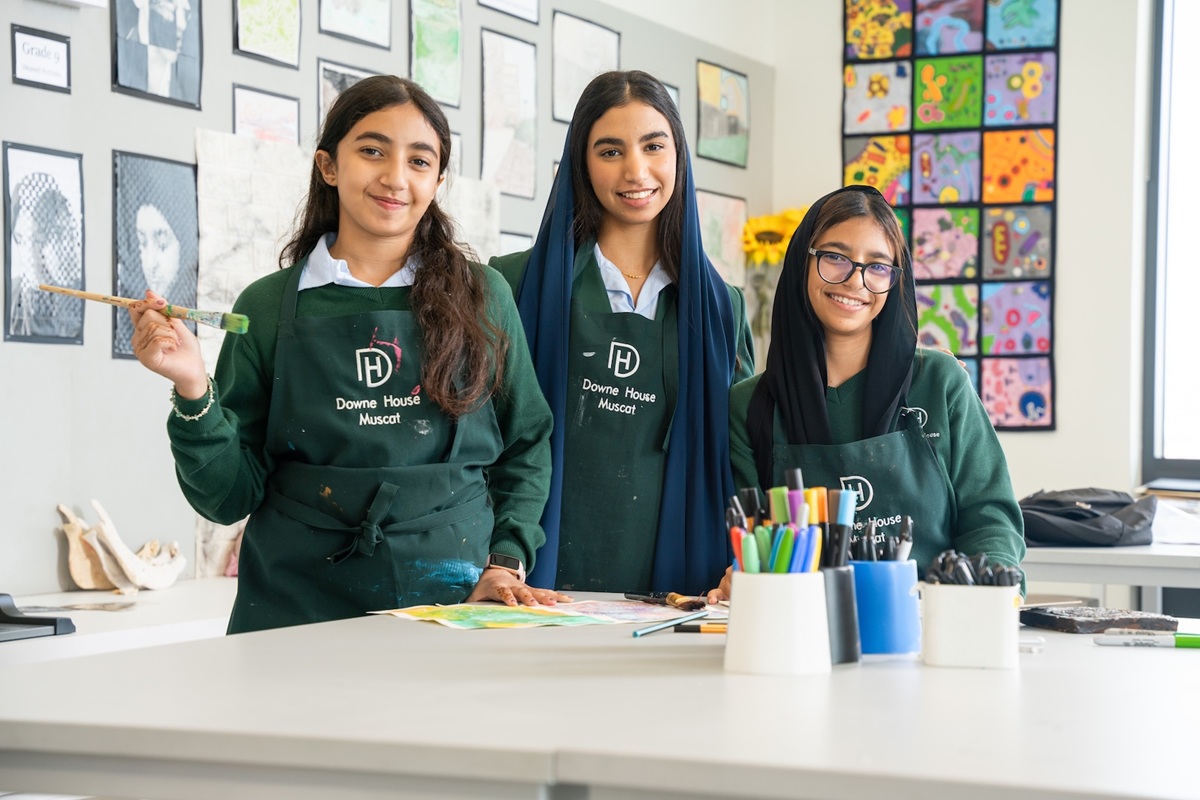 Conita expands in Saudi Arabia, Oman and Qatar for 5 school colleagues
