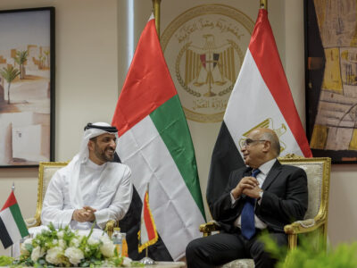 Sultan bin Ahmed meets with Egyptian Minister of Justice