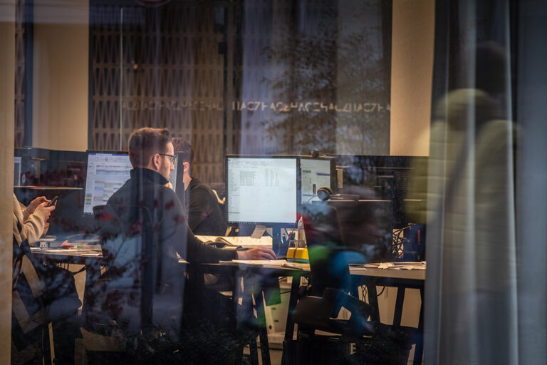 Middle East staff clocking longer hours
