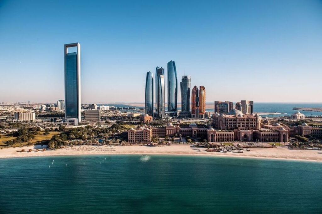 Abu Dhabi real estate 2025