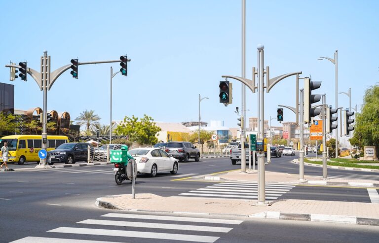 Dubai traffic lights AI RTA