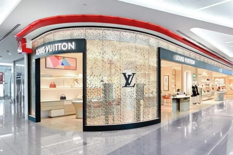 Louis Vuitton Dubai airport DXB