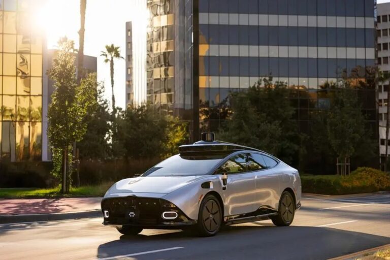 Tensor Dubai robocar