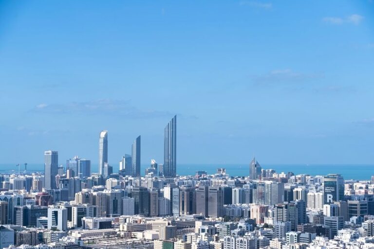 Abu Dhabi construction