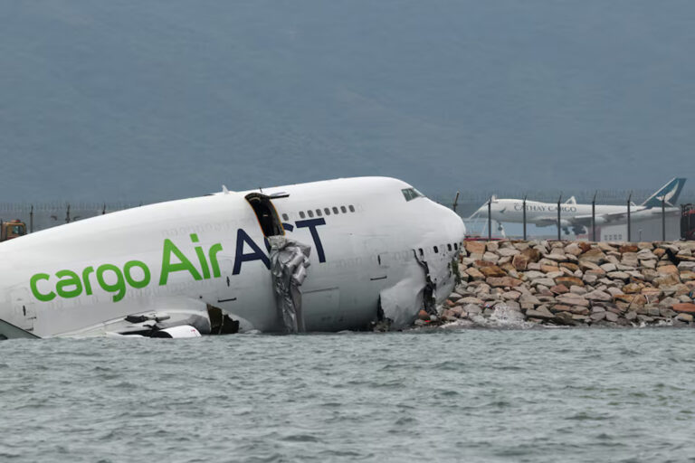 Hong Kong cargo plane crash