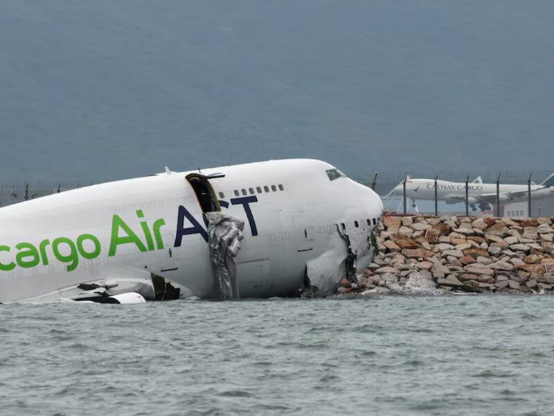 Hong Kong cargo plane crash