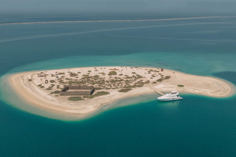 Burj Al Arab Cape Morris