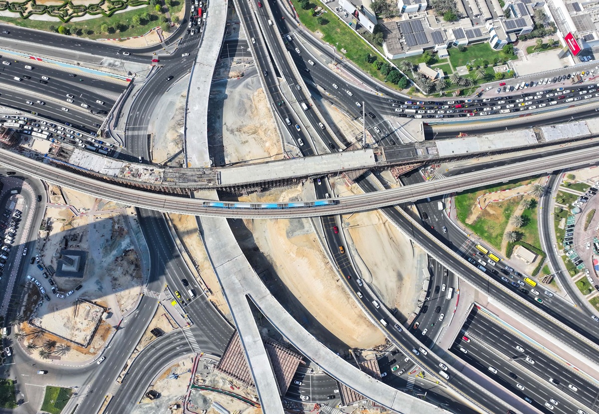 Dubai marks milestone as 4m Road and Road Works cut delied from 12 minutes to 90 seconds