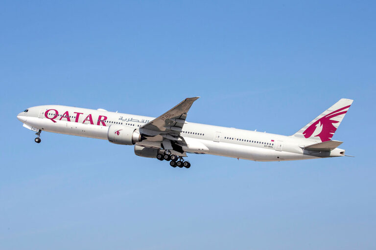 Qatar Airways B777