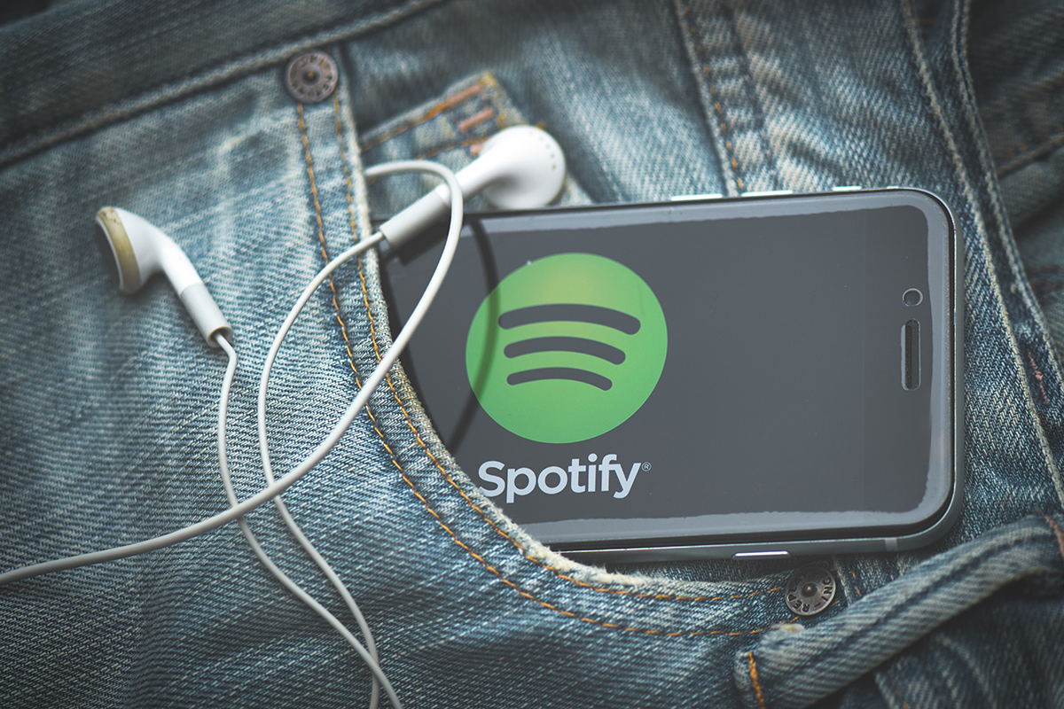 Top Spotify Podcasts for 2025 Showcase UAE’s Entrepreneurial Drive.