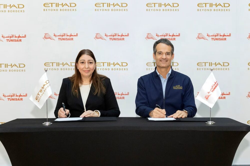 Etihad Airways and Tunisair sign codeshare deal to strengthen Abu Dhabi–North Africa air links