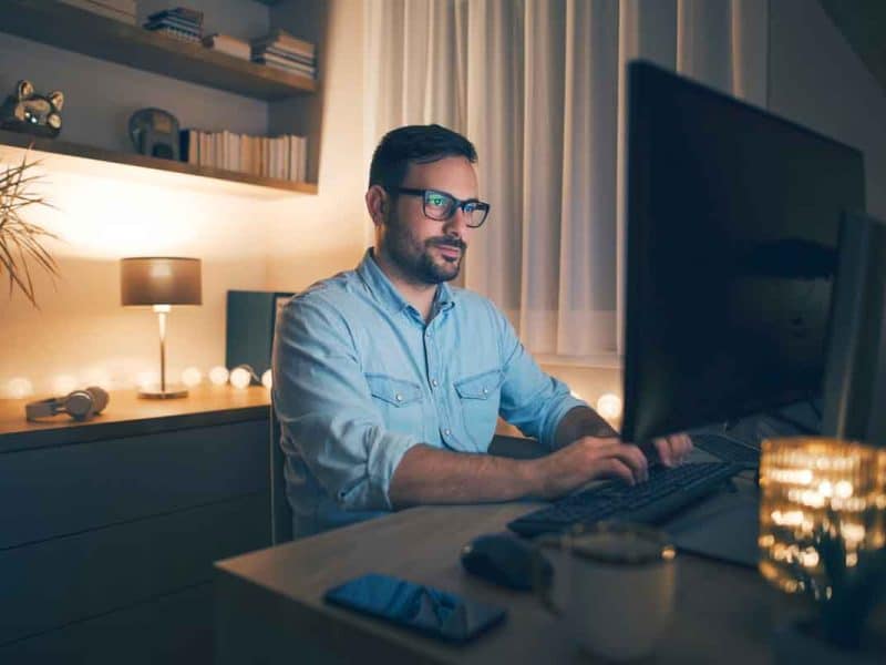 UAE remote work