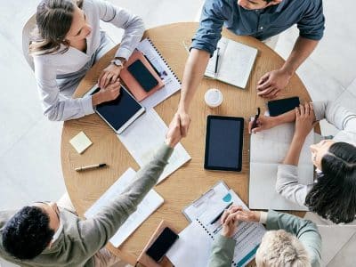 entrepreneur startup middle east job Bayt.com UAE PwC