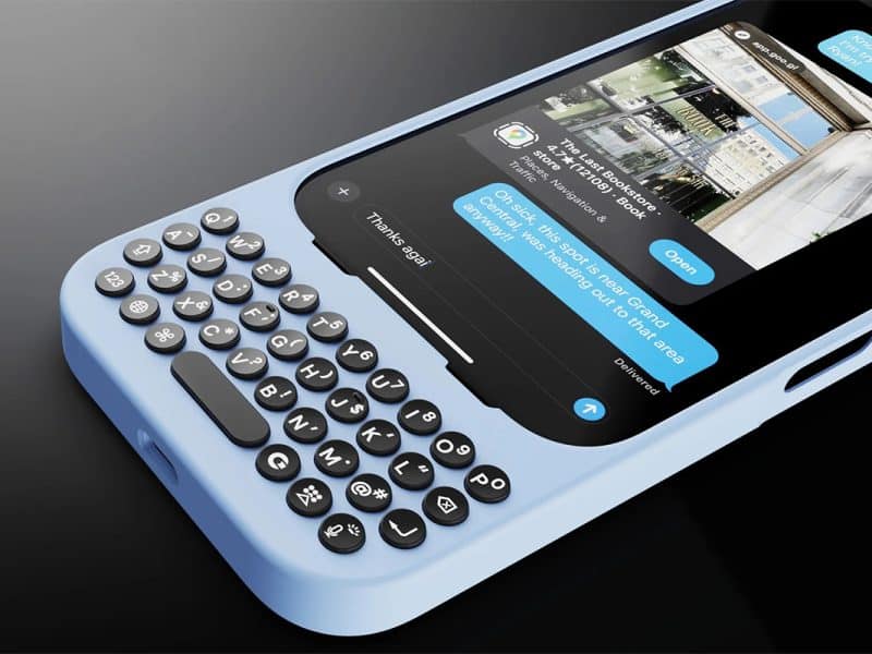 Clicks iPhone 16 series keyboard case