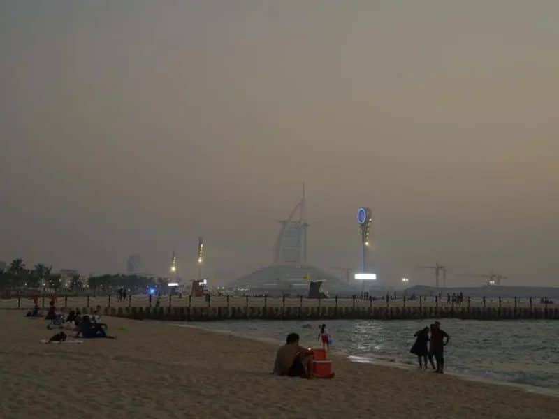 Dubai night beaches