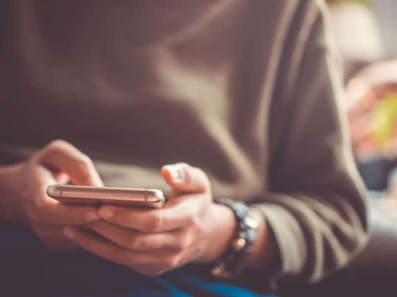 UAE smartphones: Should you trade-in your phone for a new one? Experts weigh in