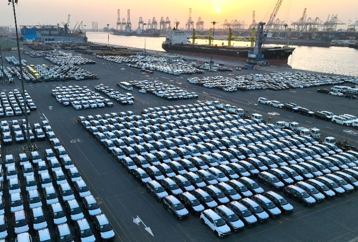 DP World Dubai automotive cars