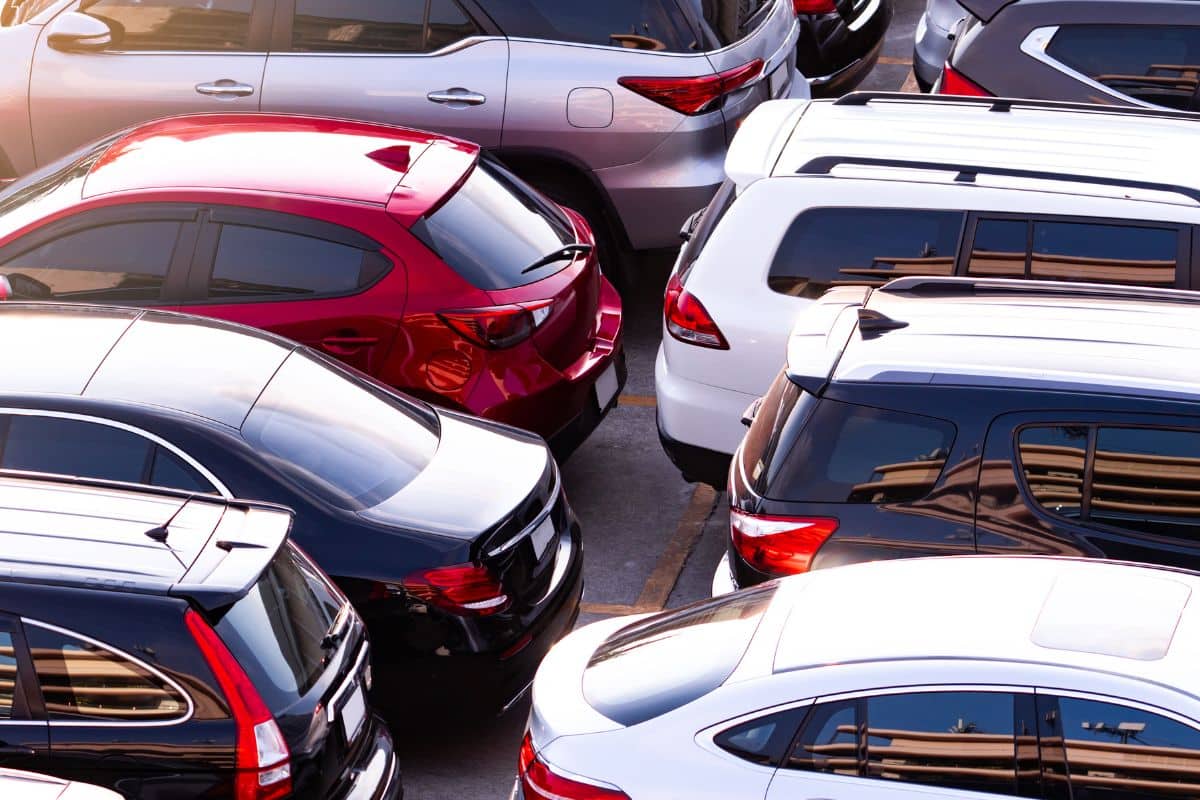 Dubai car auction market