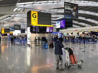 London Heathrow Airport closed until midnight, March 21 Emirates